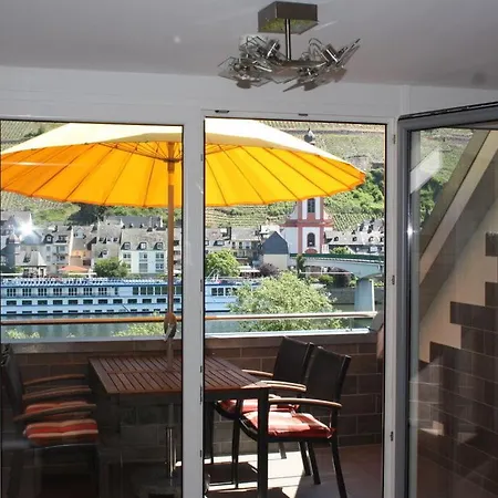 Holiday Cella Apartment *